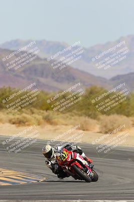 media/Mar-21-2025-CVMA Friday Practice (Fri) [[30cd4fe323]]/3-Racer 2/Session 4 (Turn 10)/